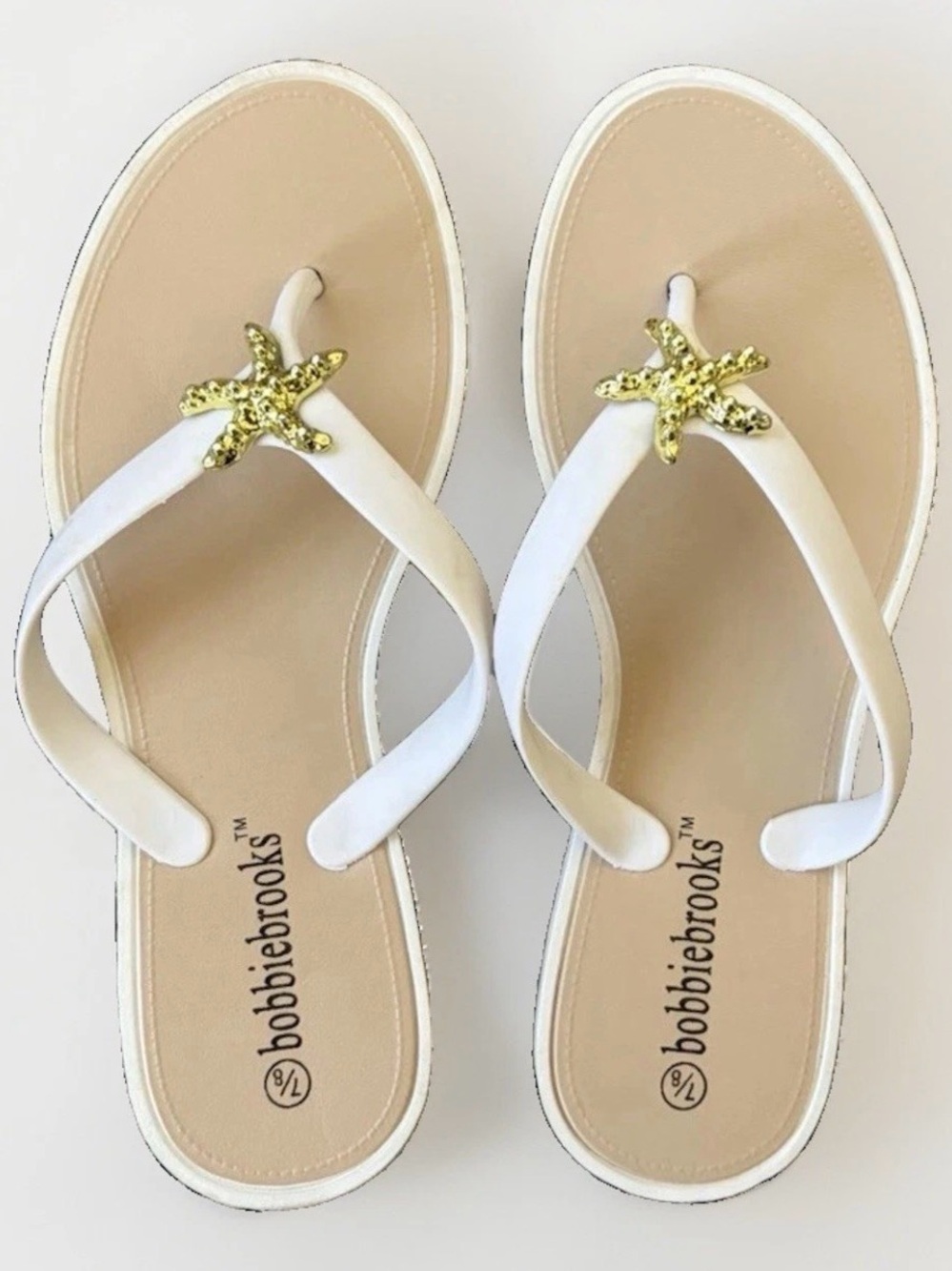 Bobbie Brooks Women's White Thong Sandals Starfish Accent Slip On 7/8